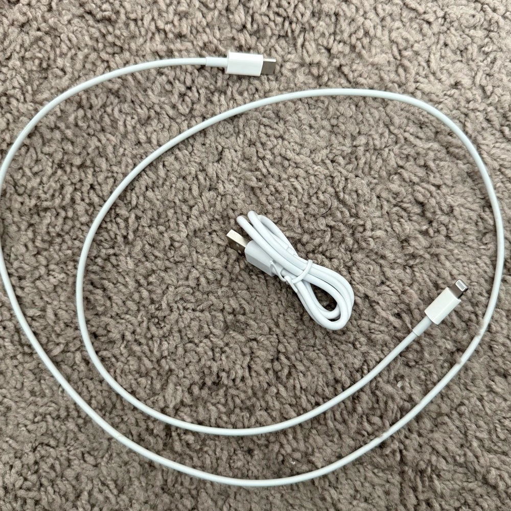 White USB-C Cable Set
